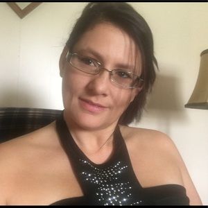 Meet your Posher, Janet